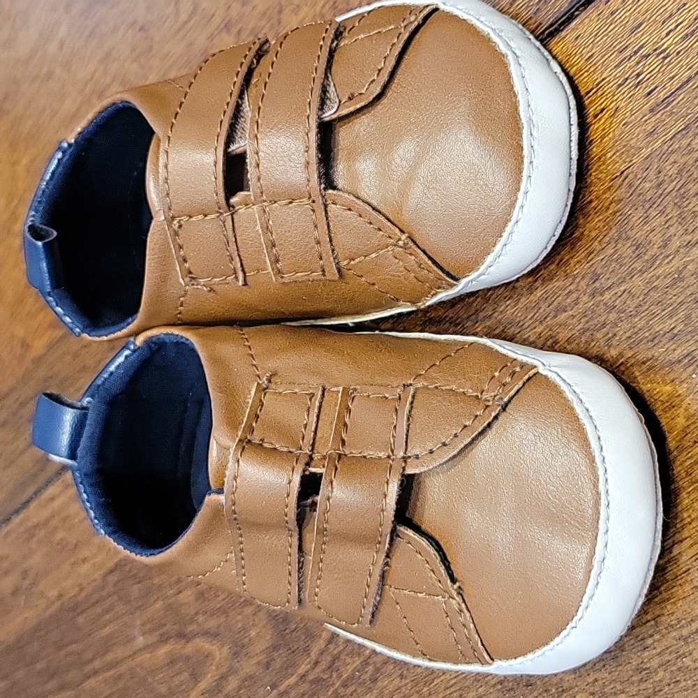 Baby shoes